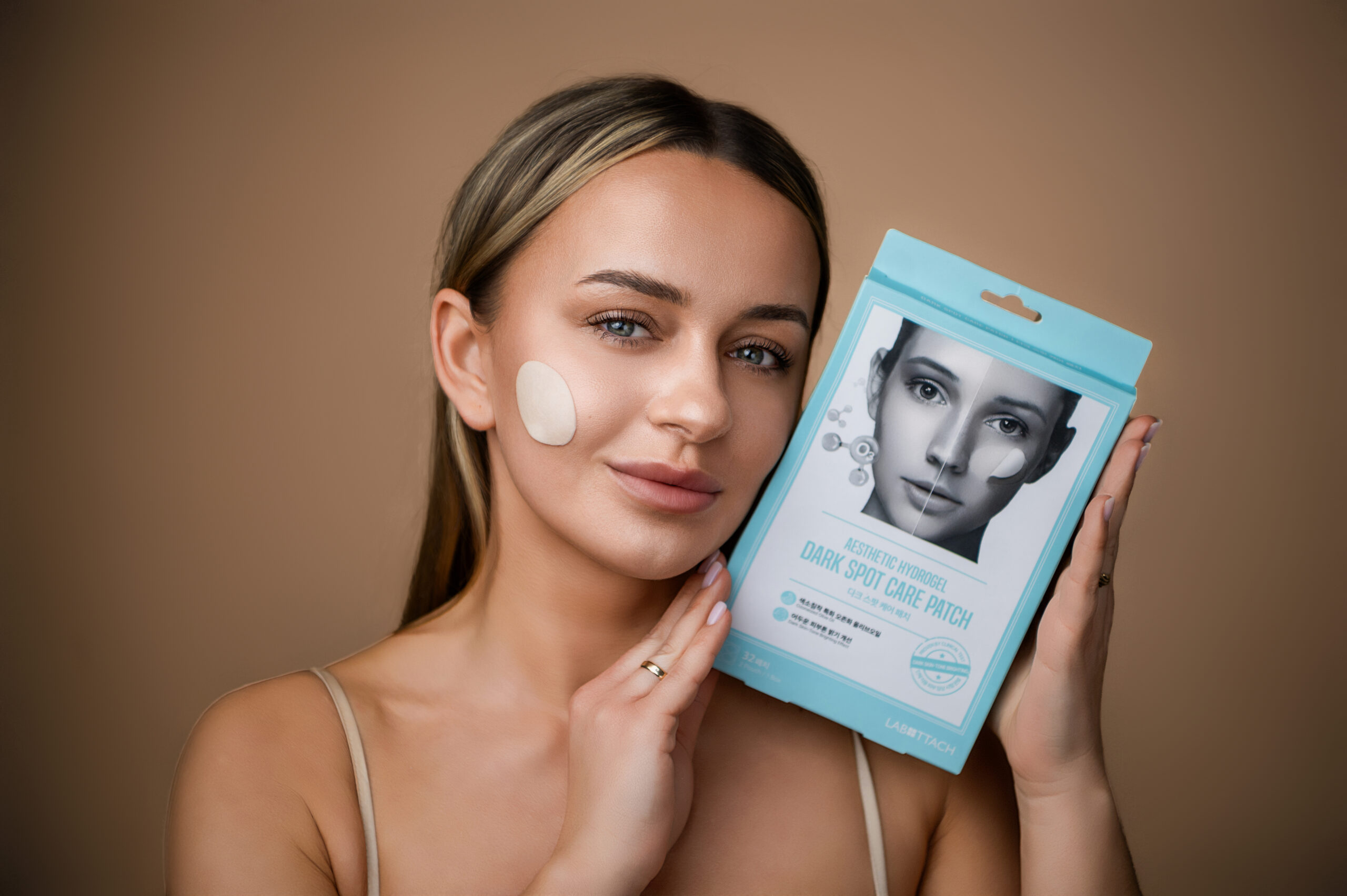 Hydrożelowy plaster na przebarwienia skórne - rozjaśniona skóra bez przebarwień - 32 szt.